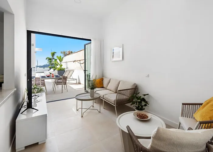 Palmera Sea View Apartment